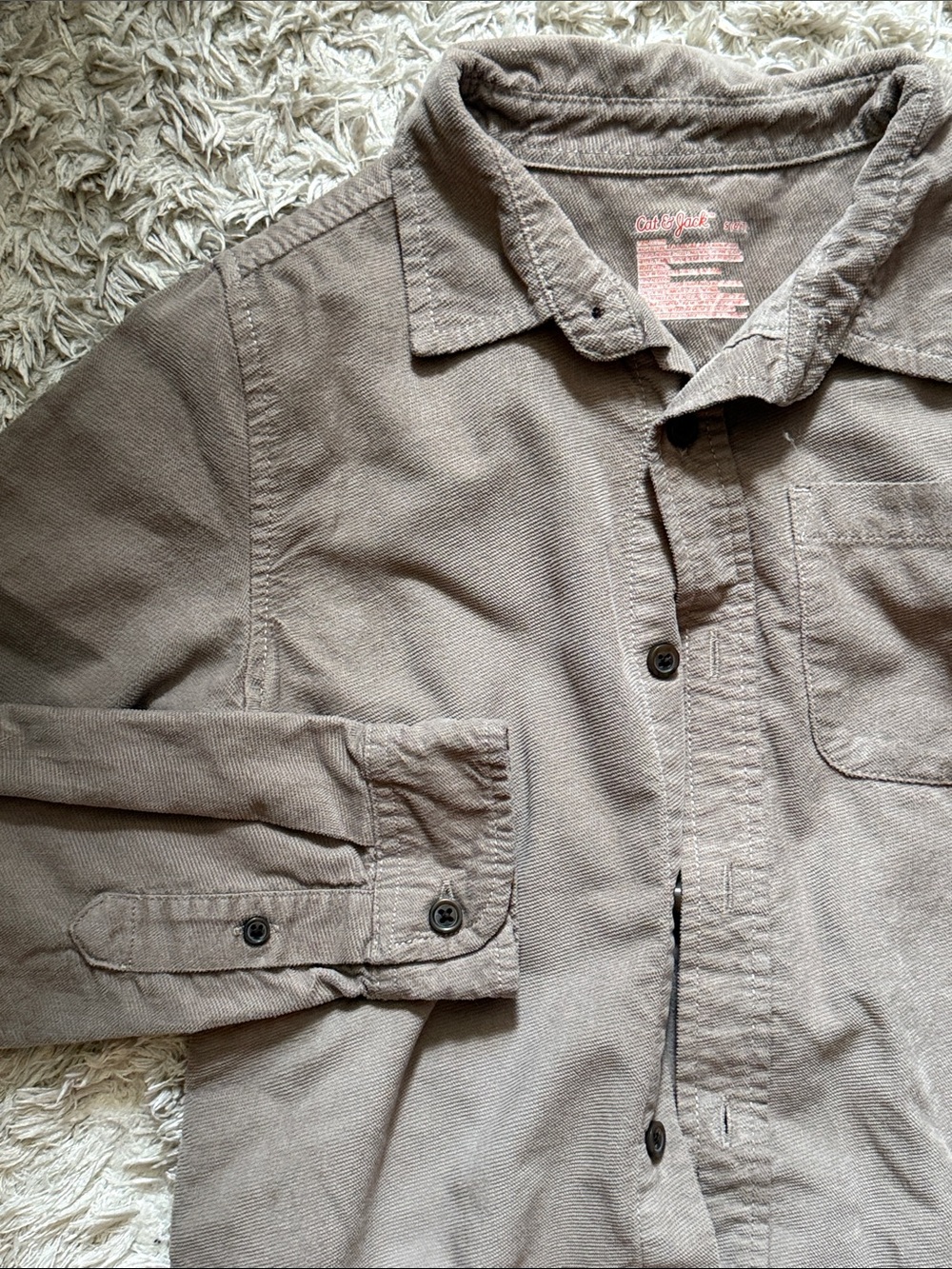 Cat & Jack • boys size small / 6-7